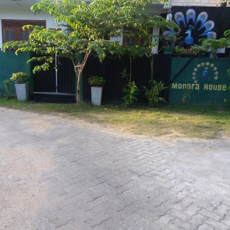 Monara Backpacker Inn Unawatuna Extérieur photo