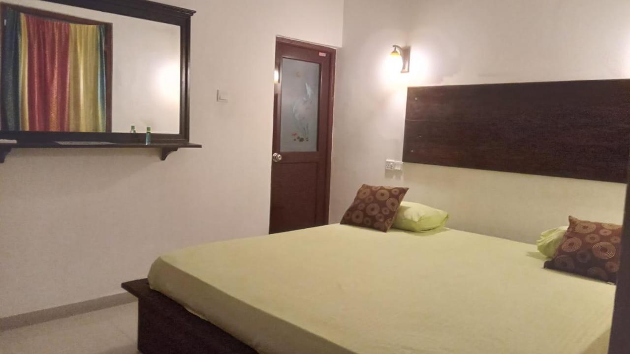 Monara Backpacker Inn Unawatuna Extérieur photo