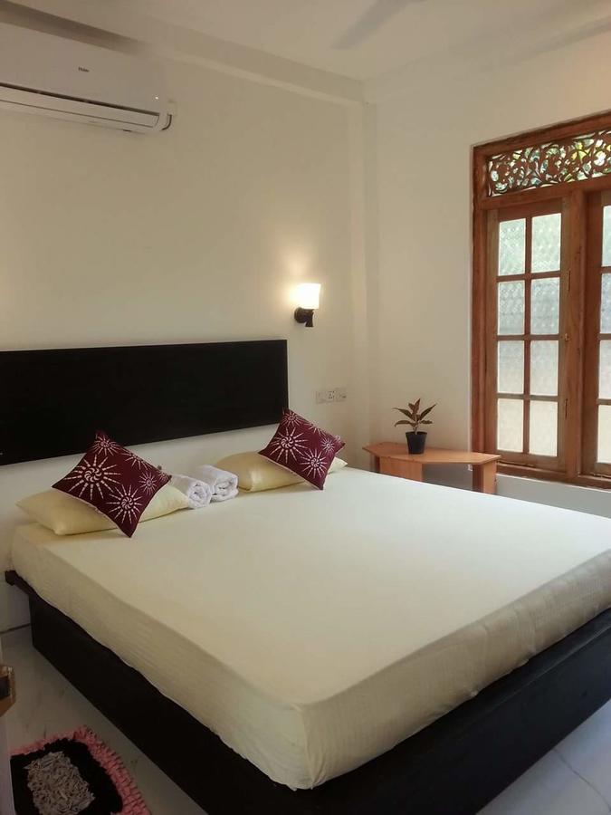 Monara Backpacker Inn Unawatuna Extérieur photo