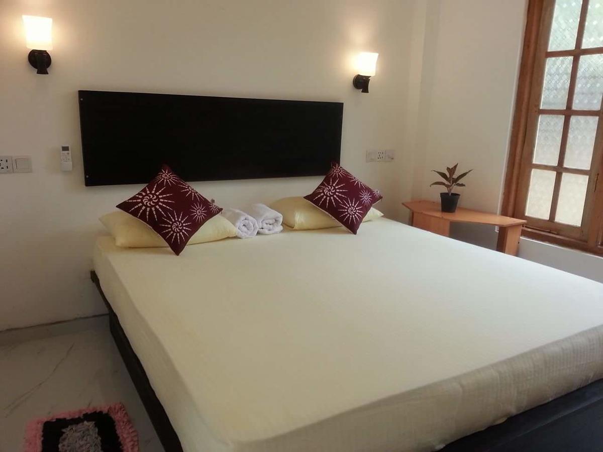 Monara Backpacker Inn Unawatuna Extérieur photo